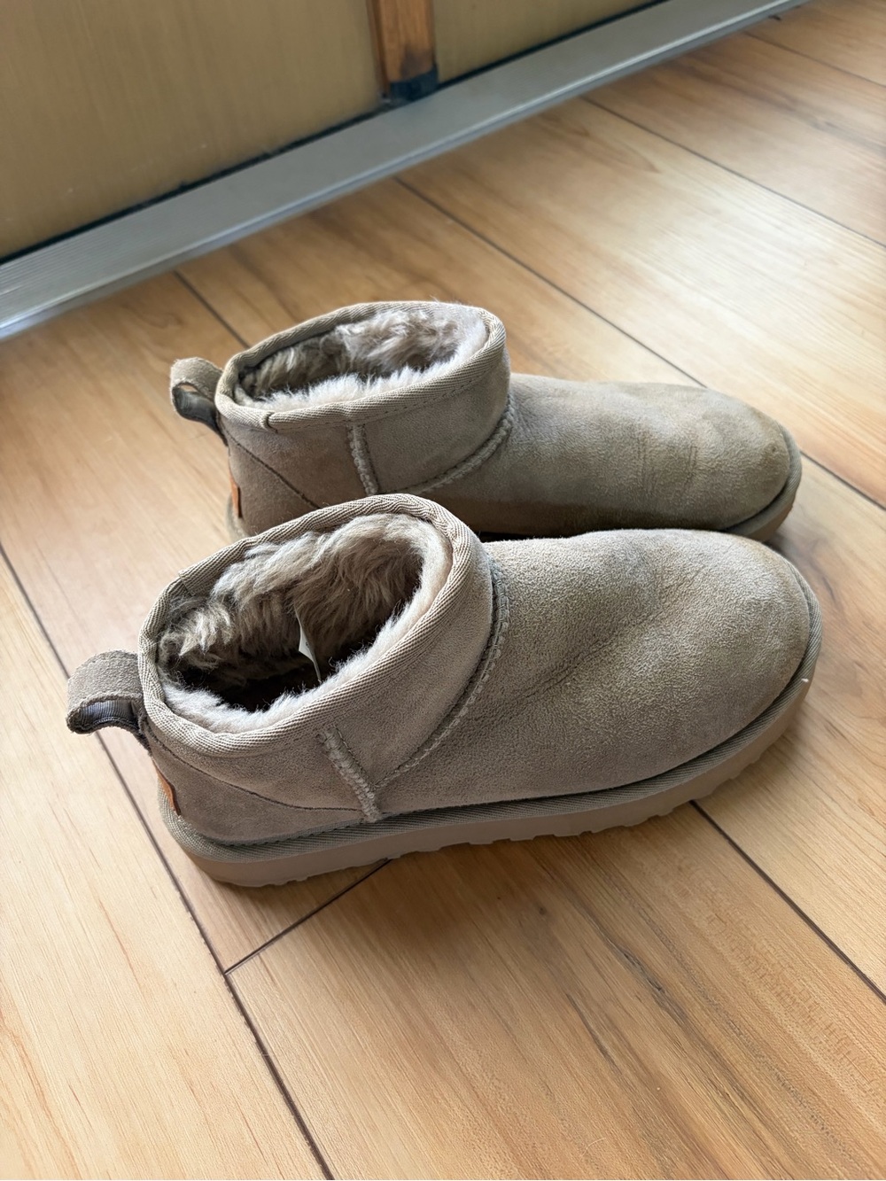 Mini UGG Women's 7
